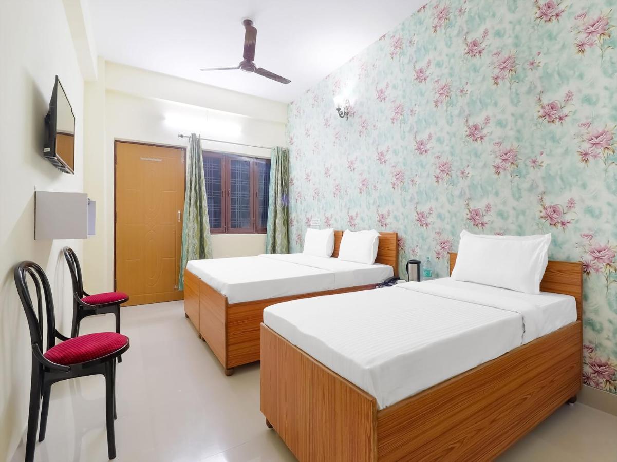 Oyo 84661 Lakshmi Home Stay Jhājra エクステリア 写真