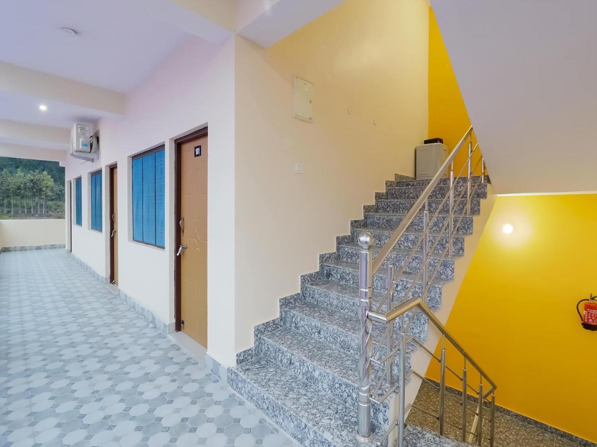 Oyo 84661 Lakshmi Home Stay Jhājra エクステリア 写真